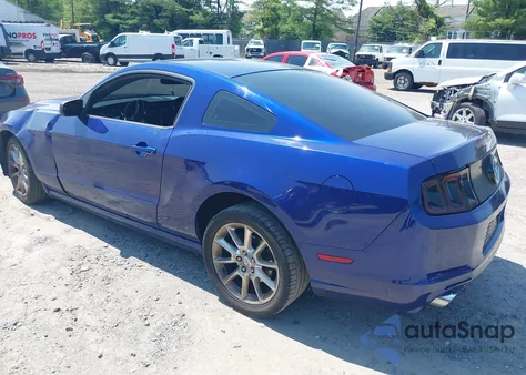 2014 Ford Mustang V6 z USA, uszkodzony, nr VIN 1ZVBP8AM6E5283340